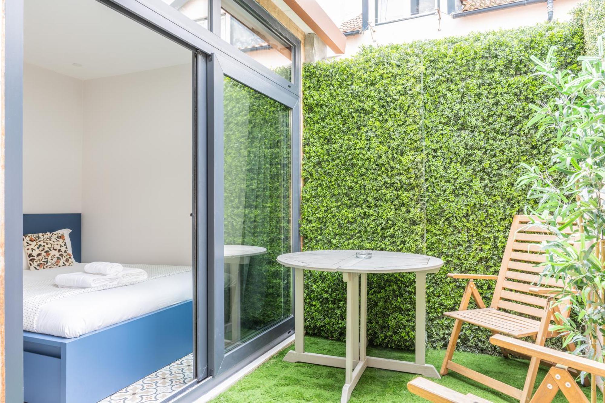 Lapa Charm Apartments With Patio Lisbona Esterno foto